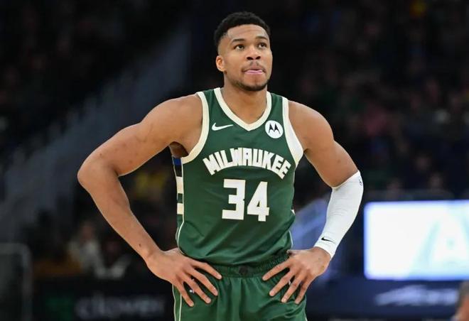 字母哥复出后雄鹿战绩持续低迷，字母哥带队能