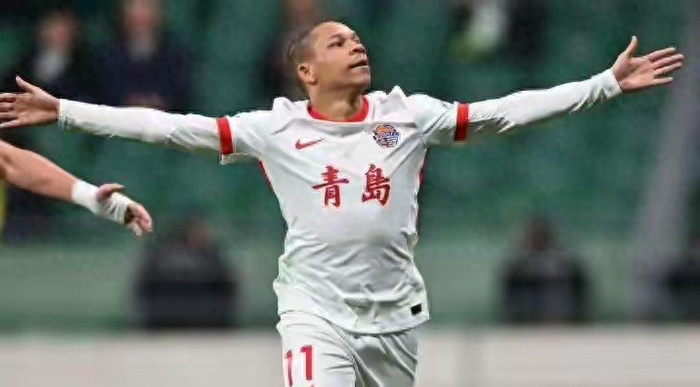 成都蓉城新援爆发助球队三连胜冲击联赛前列