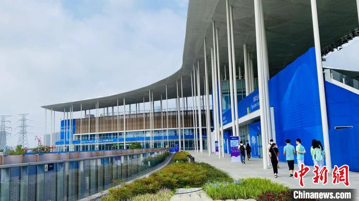 杭州亚运会棒垒球场馆志愿者冲刺备战 863名青年