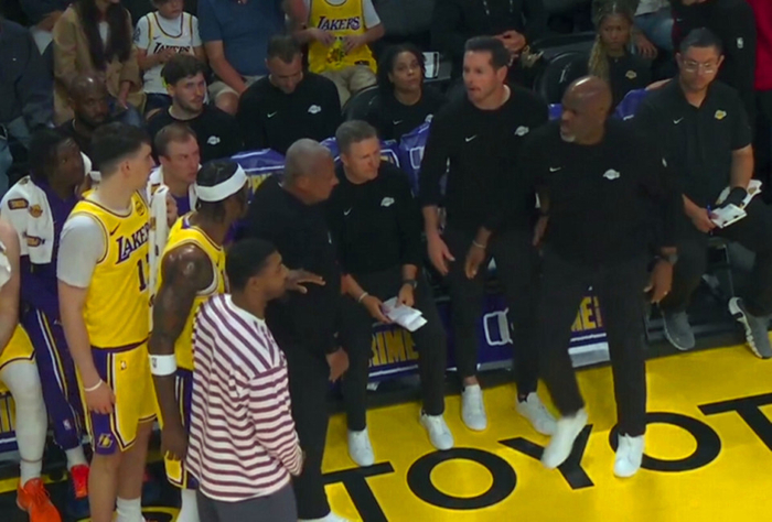 雷霆大胜残阵湖人豪取六连胜 詹姆斯缺阵成关键