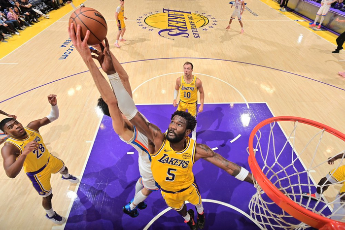 雷霆大胜残阵湖人豪取六连胜 詹姆斯缺阵成关键