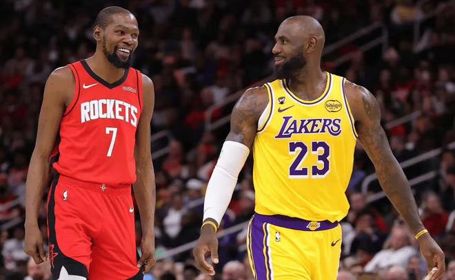 湖人主场力克火箭 斯玛特爆发锁定胜局杜兰特复